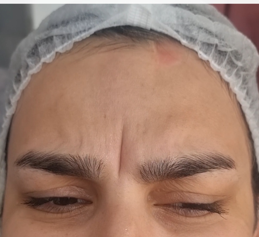 تصویر محیط کلینیک زیبایی هانیل