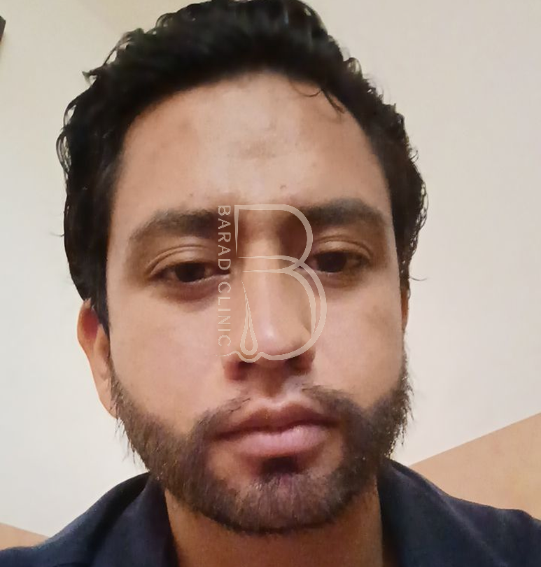 تصویر محیط کلینیک پوست مو و زیبایی و کاشت مو باراد