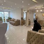 مرکز پوست مو زیبایی رز طلایی