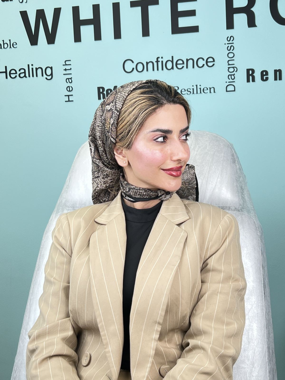 تصویر محیط کلینیک زیبایی رز سفید
