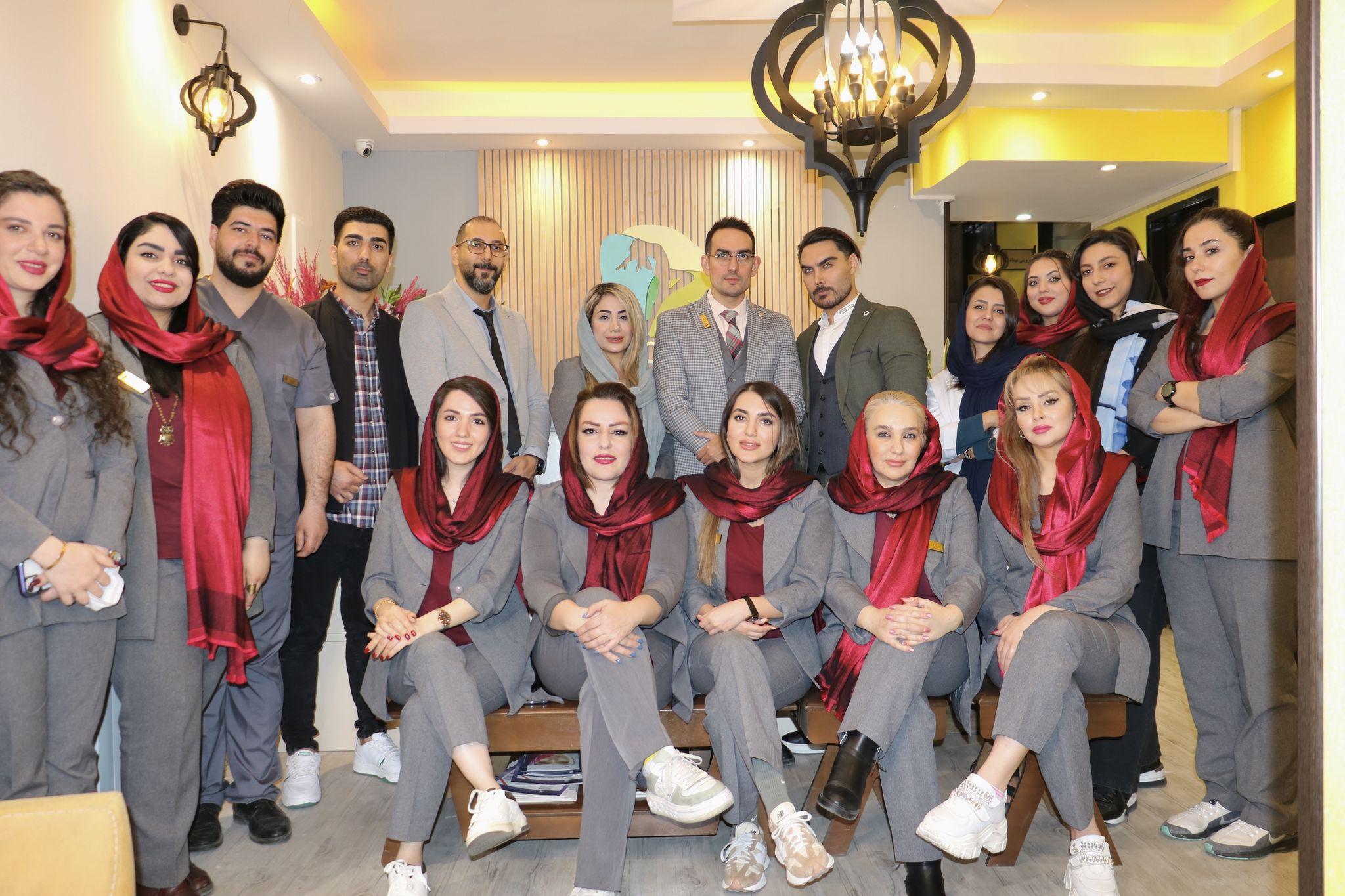 تصویر محیط کلینیک زیبایی و مرکز لیزر فلورا