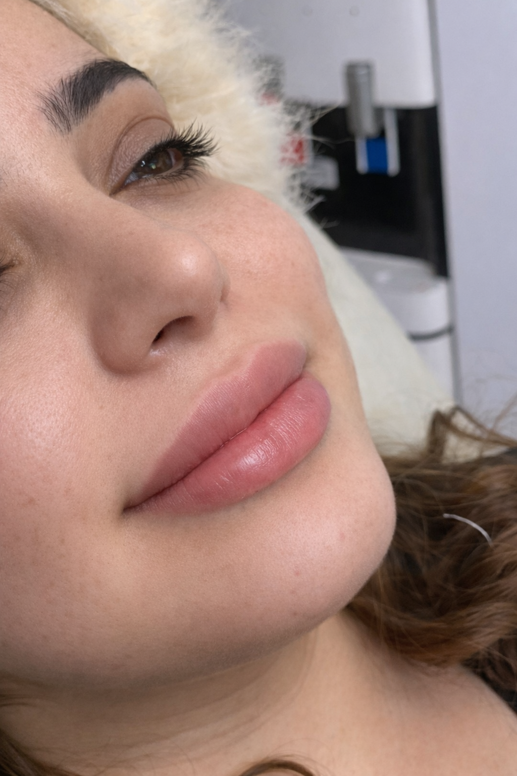 تصویر محیط کلینیک زیبایی پوستینو