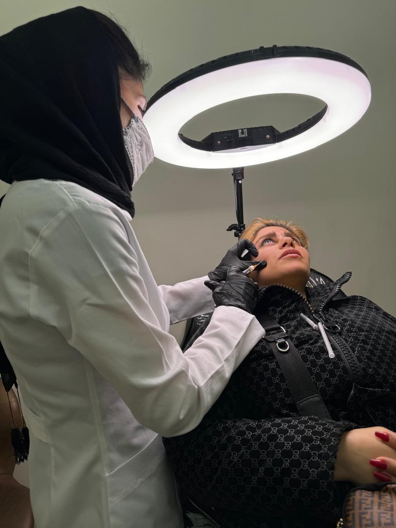 تصویر محیط کلینیک زیبایی و مرکز لیزر الماس تابان
