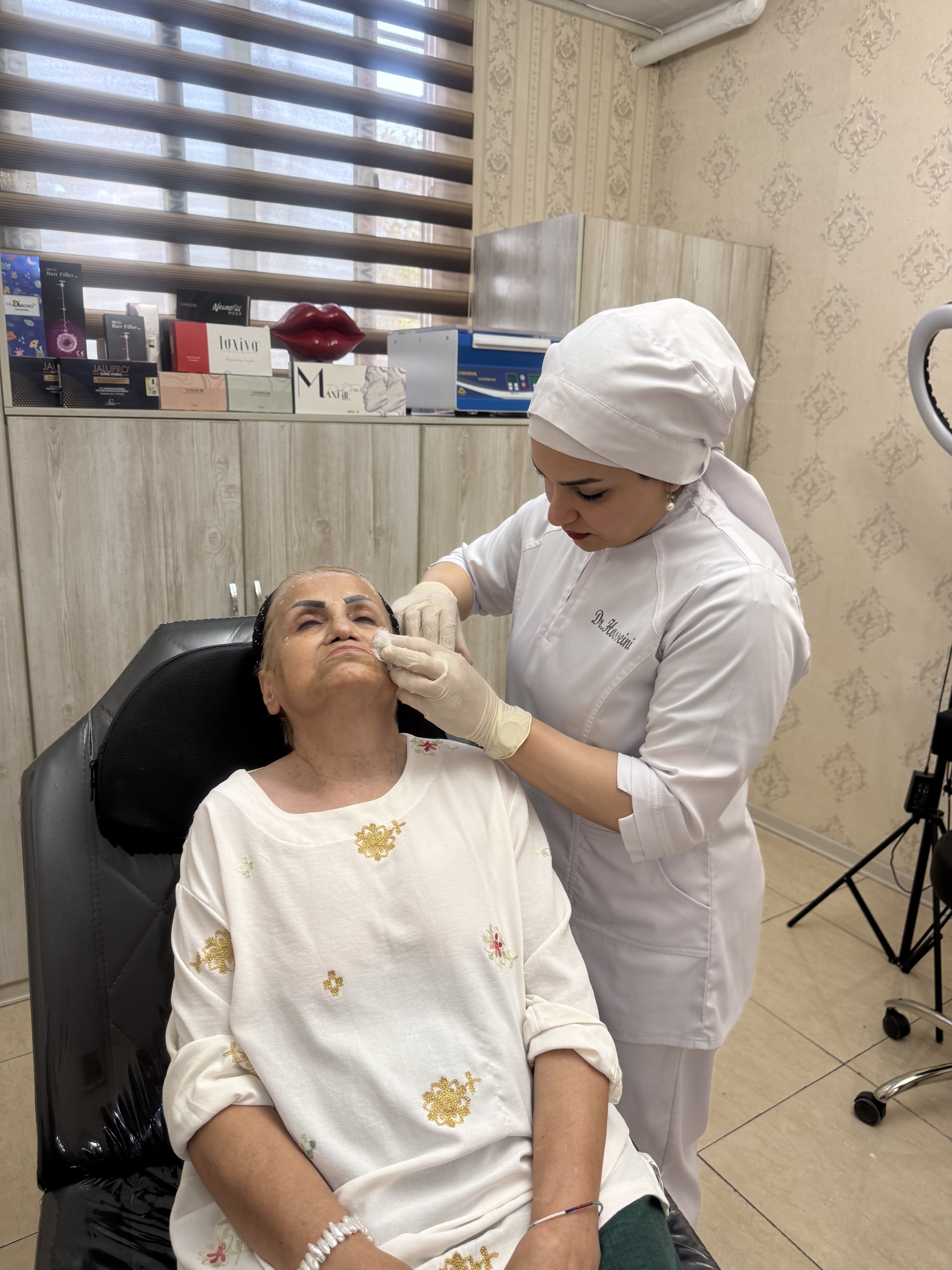 تصویر محیط کلینیک زیبایی دکتر سیده زهرا حسینی