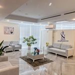 تصویر محیط کلینیک زیبایی و لاغری و لیزر نیلین