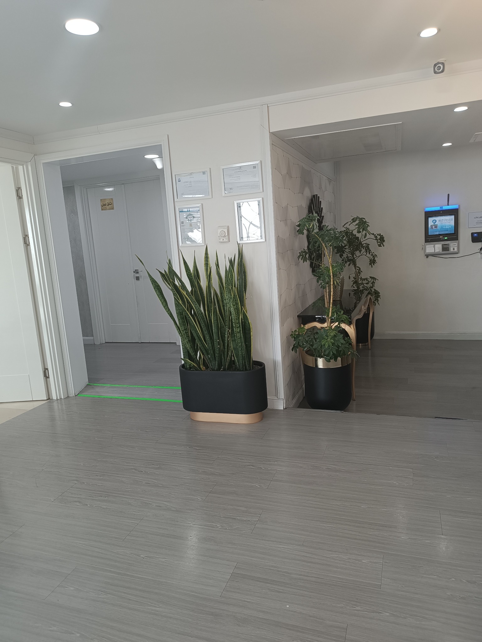 تصویر محیط کلینیک تخصصی کاشت مو و ابرو تهران