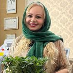 دکتر نیلوفر حایری فر متخصص پوست و مو