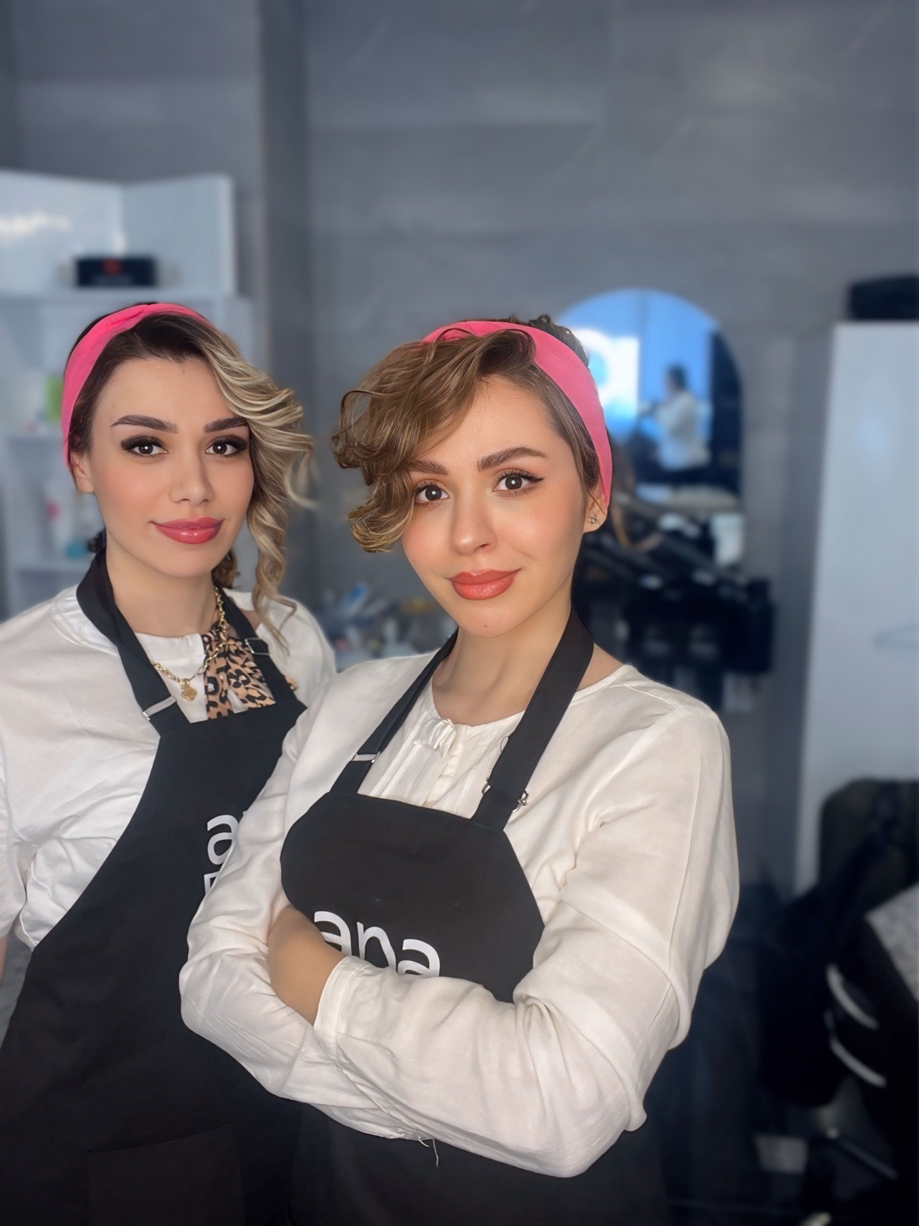 تصویر محیط فشیال و اسکراب اسکالپ کلینیک بلا